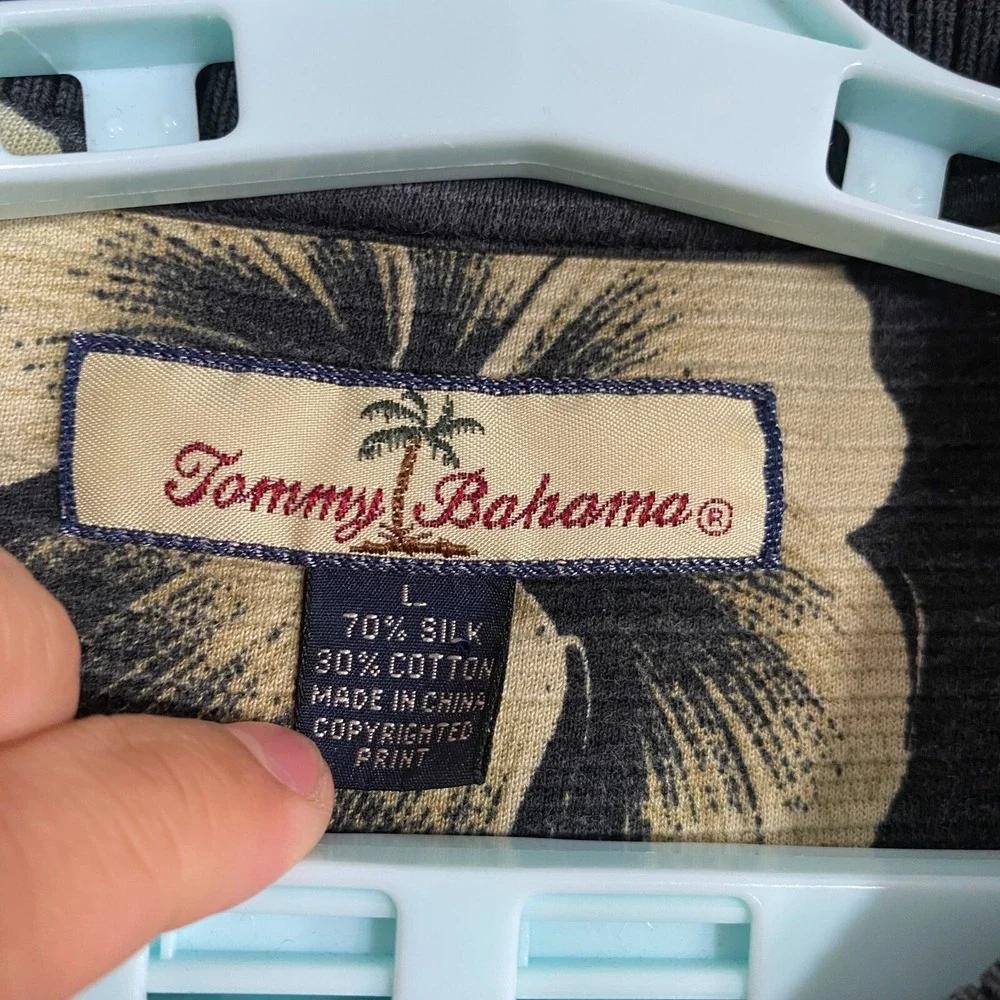 Tommy Bahama Polo Shirt‎ Mens Large Black Green Silk Blend Hawaiian Floral Beach